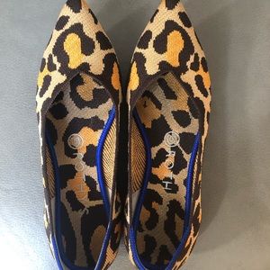 Rothy’s Big Cat Print size 7.5